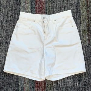 Uniqlo white shorts denim